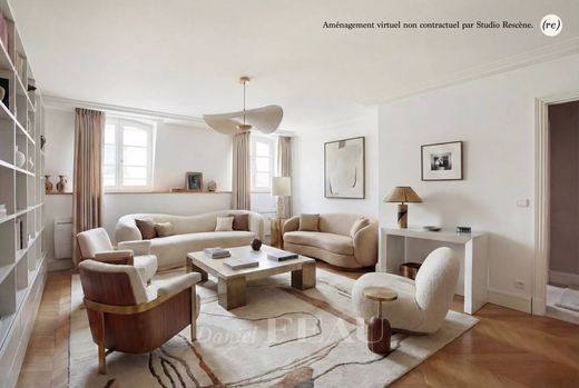 Apartment in Champs-Elysées, Madeleine, Triangle d’or, Paris