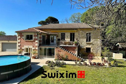 Luxury home in Gaillan-en-Médoc, Gironde