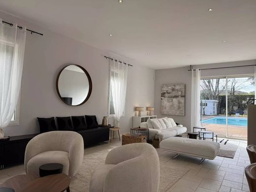 Luxury home in Pessac, Gironde