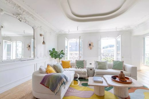 Daire Monceau, Courcelles, Ternes, Paris