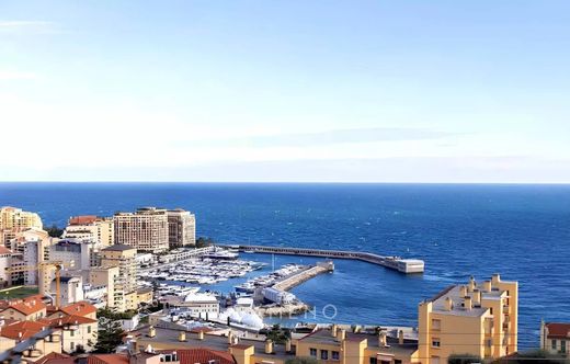 Apartment / Etagenwohnung in Cap-d'Ail, Alpes-Maritimes