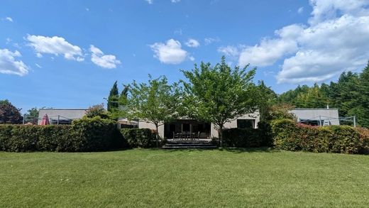 빌라 / Carcès, Var
