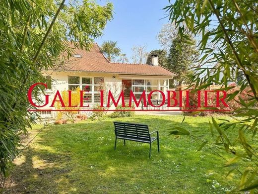 Luxury home in Bourg-la-Reine, Hauts-de-Seine