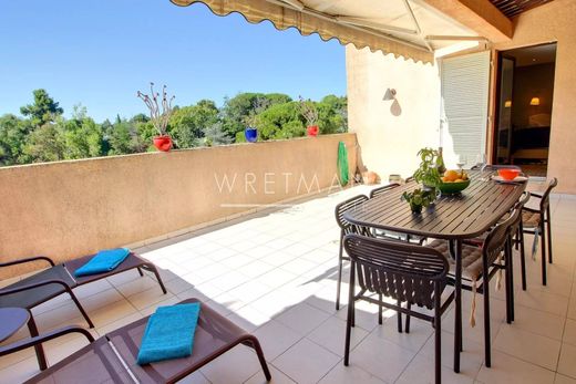 Piso / Apartamento en Villeneuve-Loubet, Alpes Marítimos