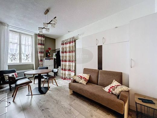 Edificio en Bagnères-de-Bigorre, Altos Pirineos