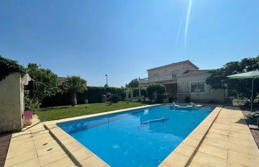 Luksusowy dom w Sorgues, Vaucluse