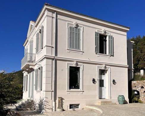 Luxe woning in Auribeau-sur-Siagne, Alpes-Maritimes