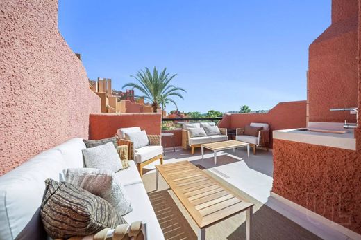 Luxus-Haus in Nueva Andalucia, Málaga