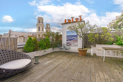 Appartement à Saint-Germain, Odéon, Monnaie, Paris