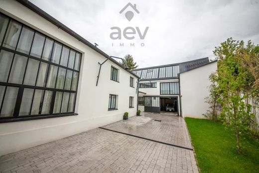 Luxury home in Saint-Maur-des-Fossés, Val-de-Marne