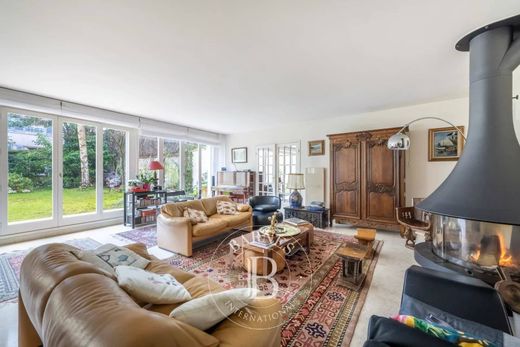 Luksusowy dom w Wersal, Yvelines