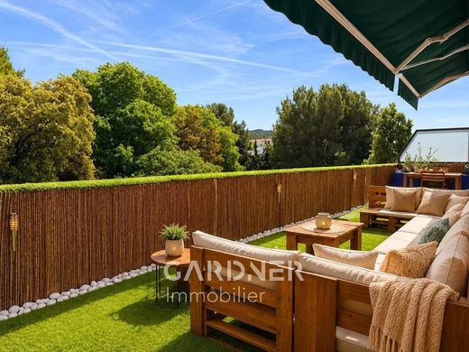 Apartment in Marseille, Bouches-du-Rhône
