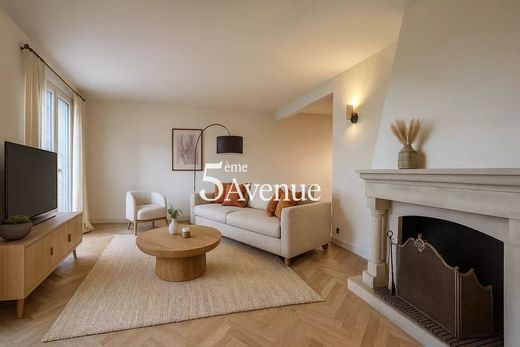 Champigny-sur-Marne, Val-de-Marneの高級住宅