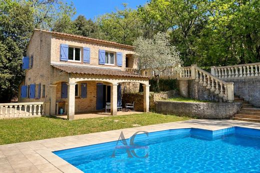 Casa di lusso a Sainte-Anastasie-sur-Issole, Var