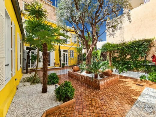 Luxury home in Cannes, Alpes-Maritimes