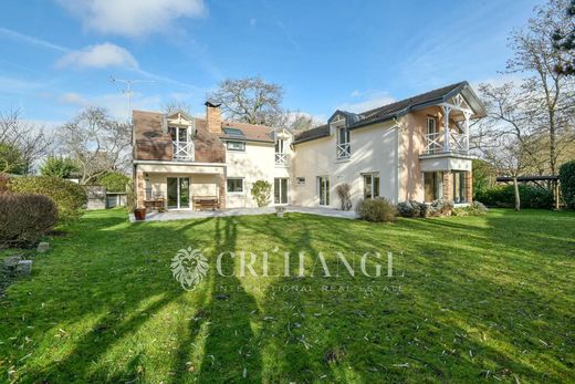 Luxus-Haus in Le Vésinet, Yvelines