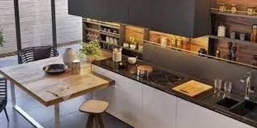 Apartment / Etagenwohnung in Rueil-Malmaison, Hauts-de-Seine