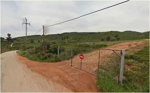 Land in Oropós, Nomarchía Anatolikís Attikís