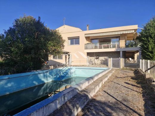 Luxus-Haus in Saint-Jean-de-Ceyrargues, Gard