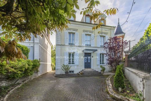 Luxury home in Fontainebleau, Seine-et-Marne