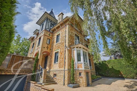 Casa di lusso a Orgeval, Yvelines