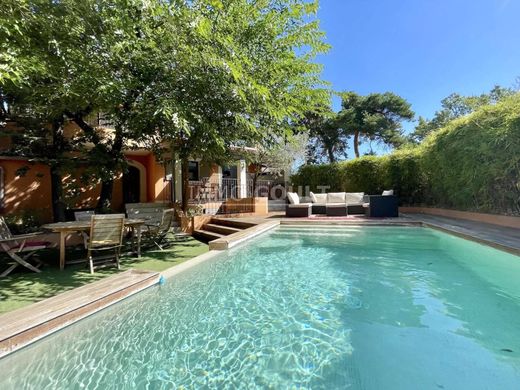 Luxury home in Roussillon, Vaucluse