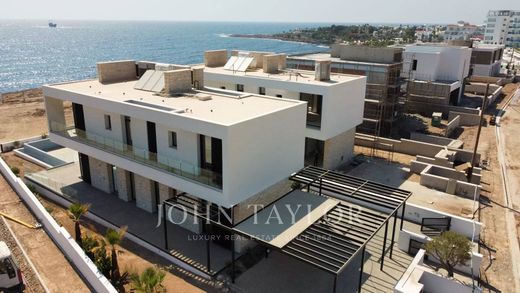 Villa in Chlórakas, Paphos District