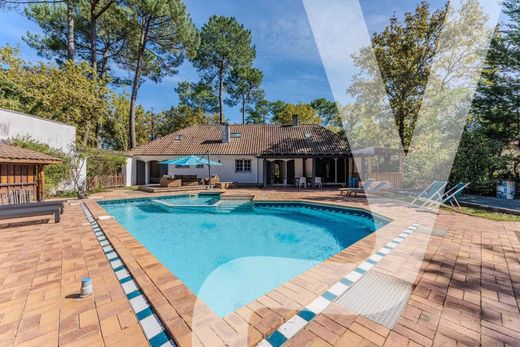 Luxury home in Cestas, Gironde
