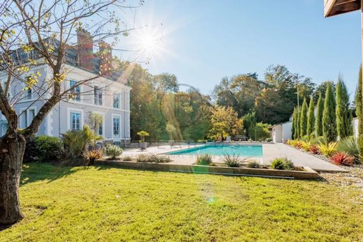 Villa - Évry, Essonne