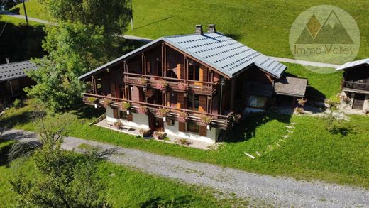 Chata w Saint-Nicolas-la-Chapelle, Savoy