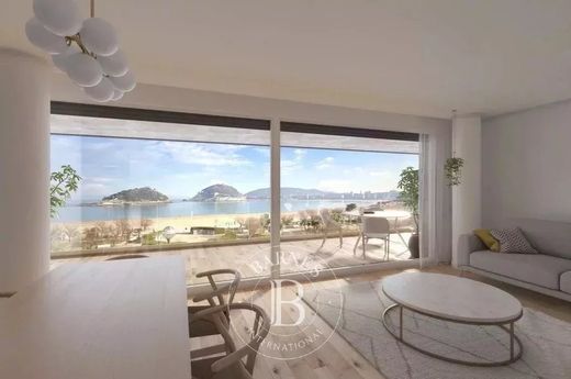 듀플렉스 / Donostia / San Sebastián, Gipuzkoa