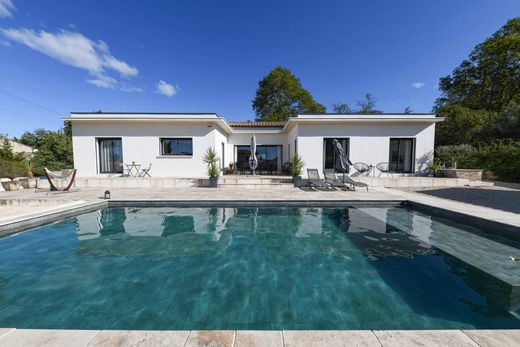 Uzès, Gardのヴィラ