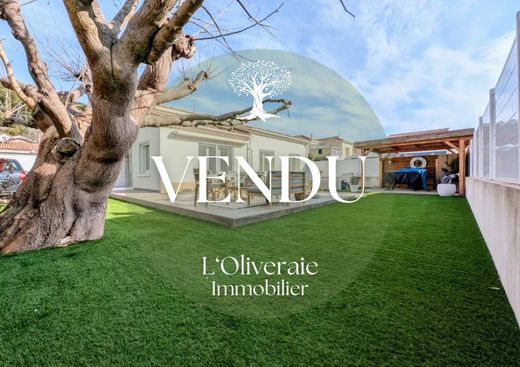 豪宅  Auriol, Bouches-du-Rhône