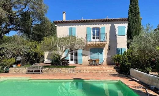 Villa a Le Plan-de-la-Tour, Var