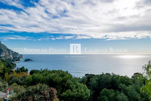 Apartment in Èze, Alpes-Maritimes