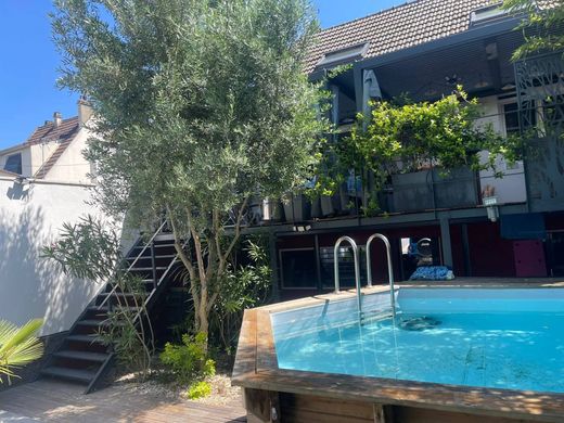 Luxury home in Argenteuil, Val d'Oise