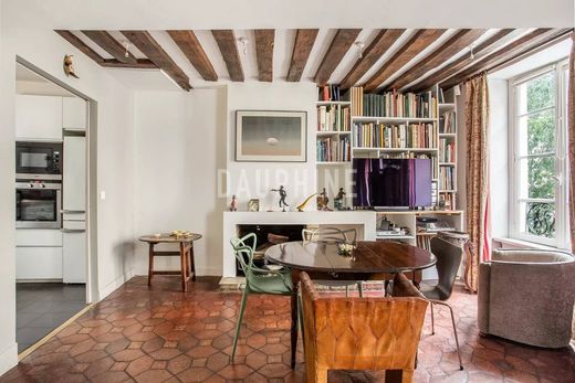 Appartement à Saint-Germain, Odéon, Monnaie, Paris