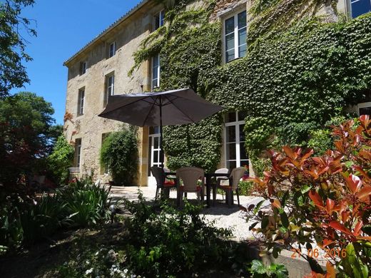 Luxe woning in Mirepoix, Ariège