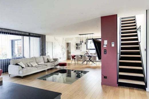 Villa in Clermont-Ferrand, Puy-de-Dôme