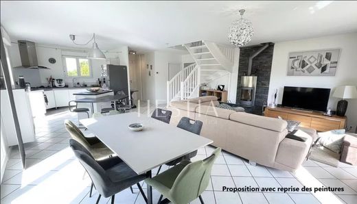 Πολυτελή κατοικία σε Vieugy, Haute-Savoie