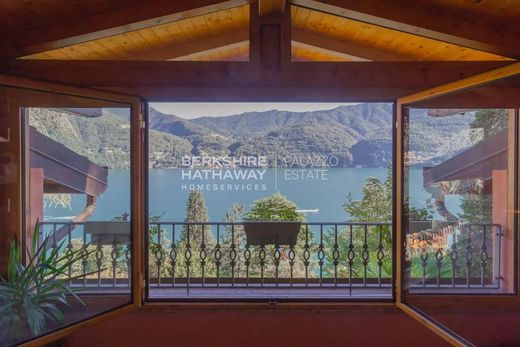 Villa en Carate Urio, Provincia di Como