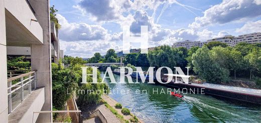 Apartment in Levallois-Perret, Hauts-de-Seine