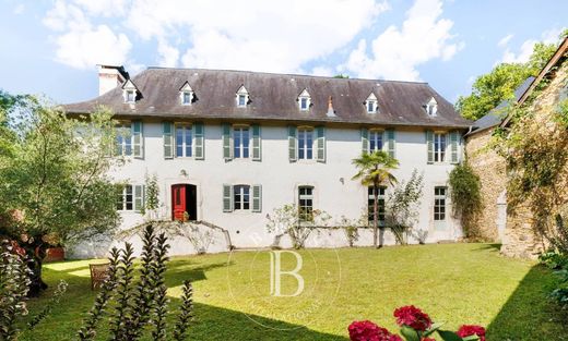 Luxury home in Pau, Pyrénées-Atlantiques