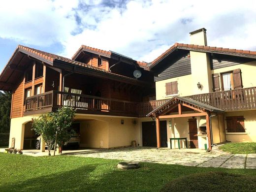 Casa di lusso a Mégevette, Alta Savoia