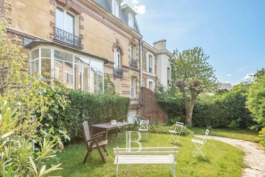 Luxury home in Versailles, Yvelines