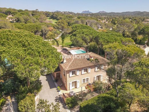 Casa di lusso a Saint-Raphaël, Var