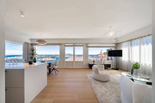 Apartment / Etagenwohnung in Villefranche-sur-Mer, Alpes-Maritimes