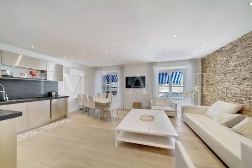 아파트 / 칸, Alpes-Maritimes