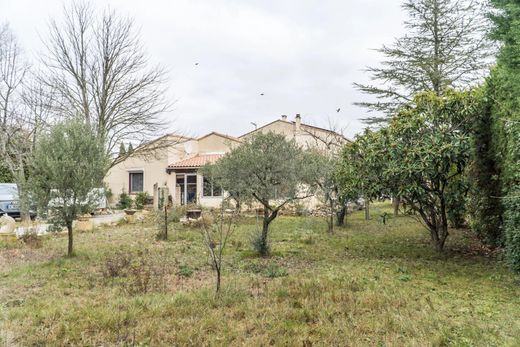 Luxe woning in Pourrières, Var