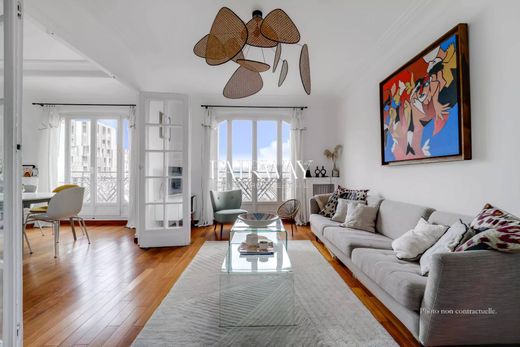 Apartment in Monceau, Courcelles, Ternes, Paris